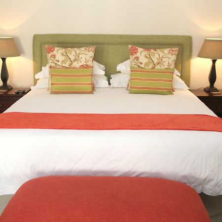 Kingsmead Guest House Harare Szoba fotó